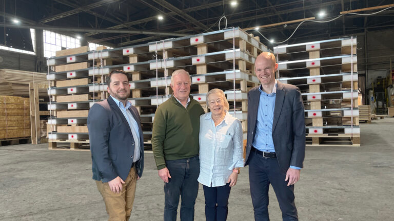 Freuen sich über die Zusammenarbeit (v.l.): Christian Staudner