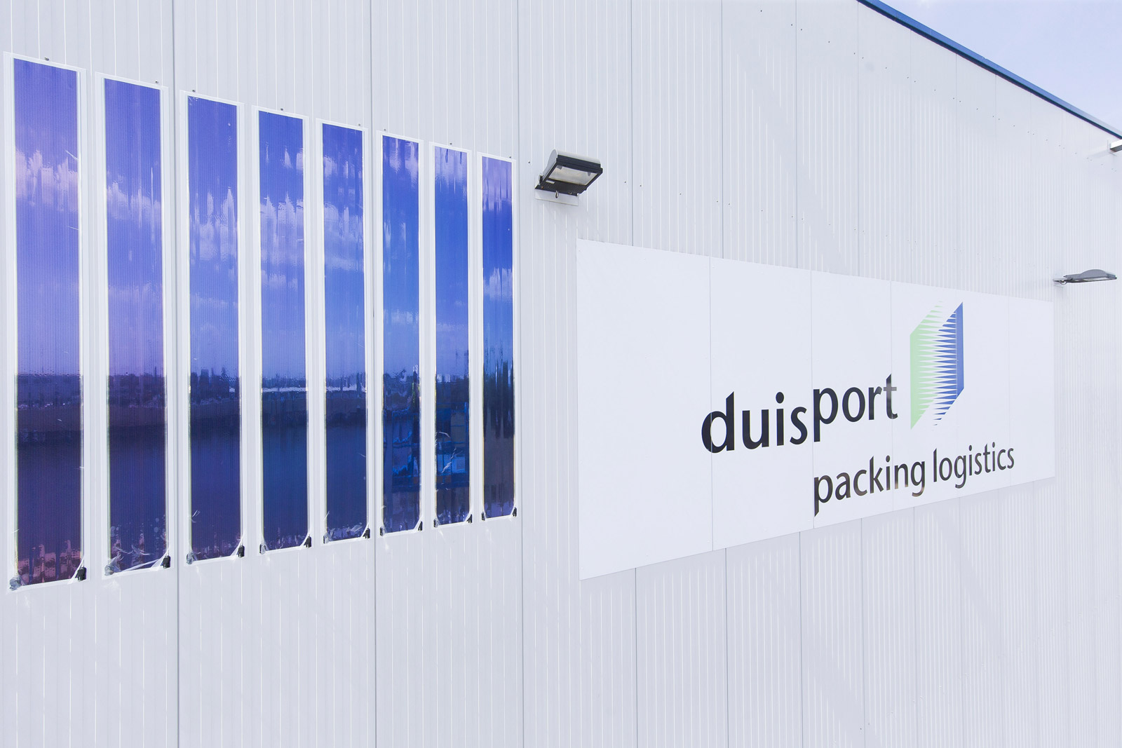 Copyright Frank Reinhold