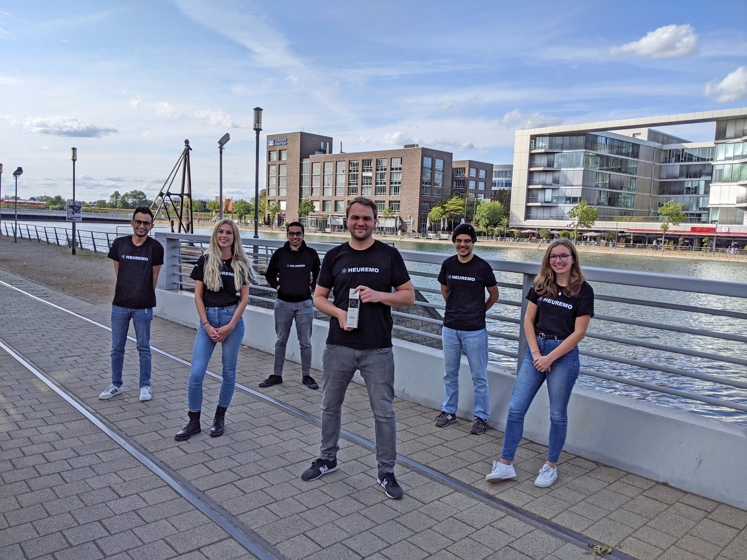 U. a. das Startup Heuremo aus dem ersten startport-Jahrgang hat einen Award gewonnen. Sie sind Gewinner des "Telematik Award 2020" in der Kategorie Bestes Projekt. Das ausgezeichnete Projekt ist die Kooperation zwischen Heuremo und der duisport-Tochter Bohnen Logistik.