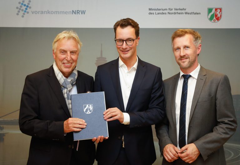 Übergabe Förderbescheide duisport-Gruppe_(c) VM_Mark Keppler|